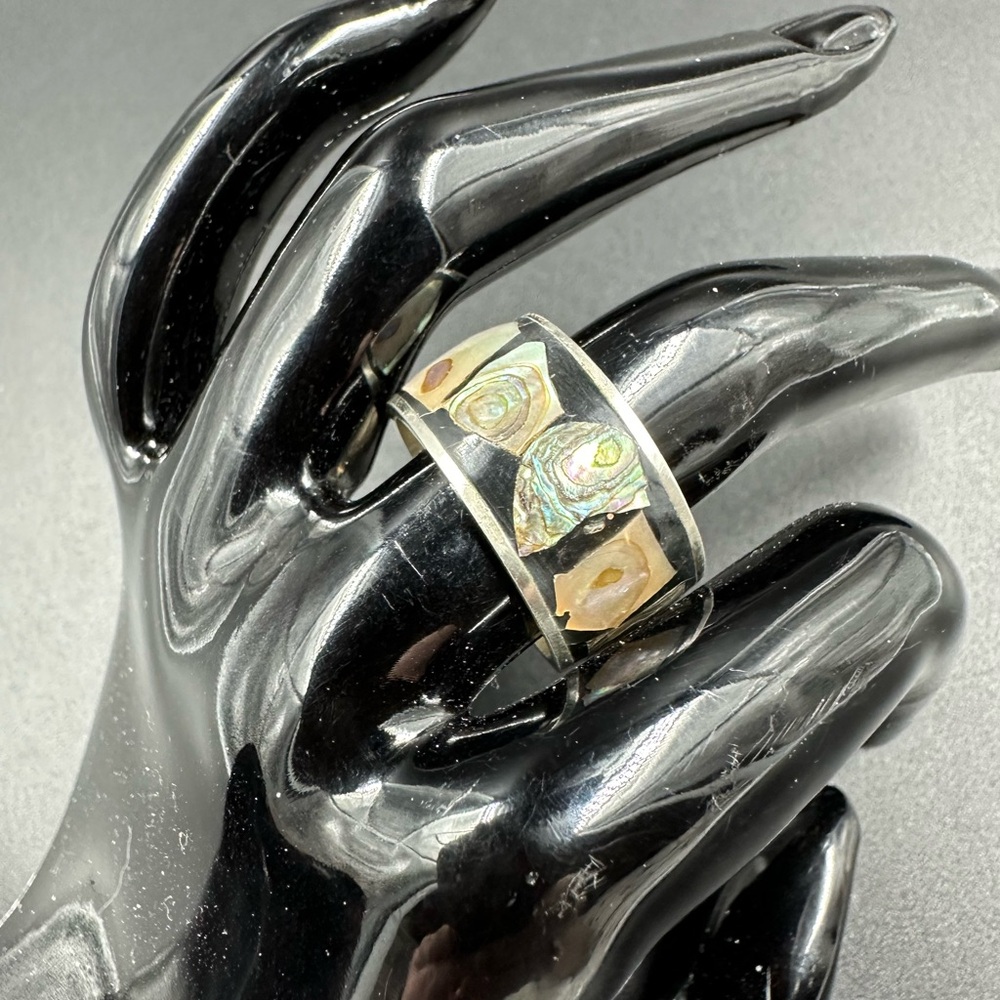Vintage Mexican Silver and Abalone on Onyx Background Ring Sz 9.5